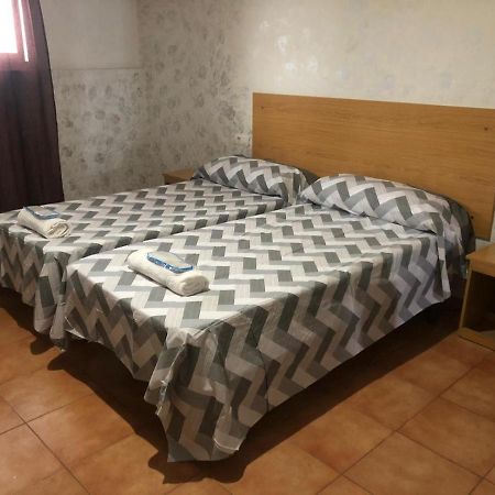 Hostal Casa Alonso Atarfe Buitenkant foto